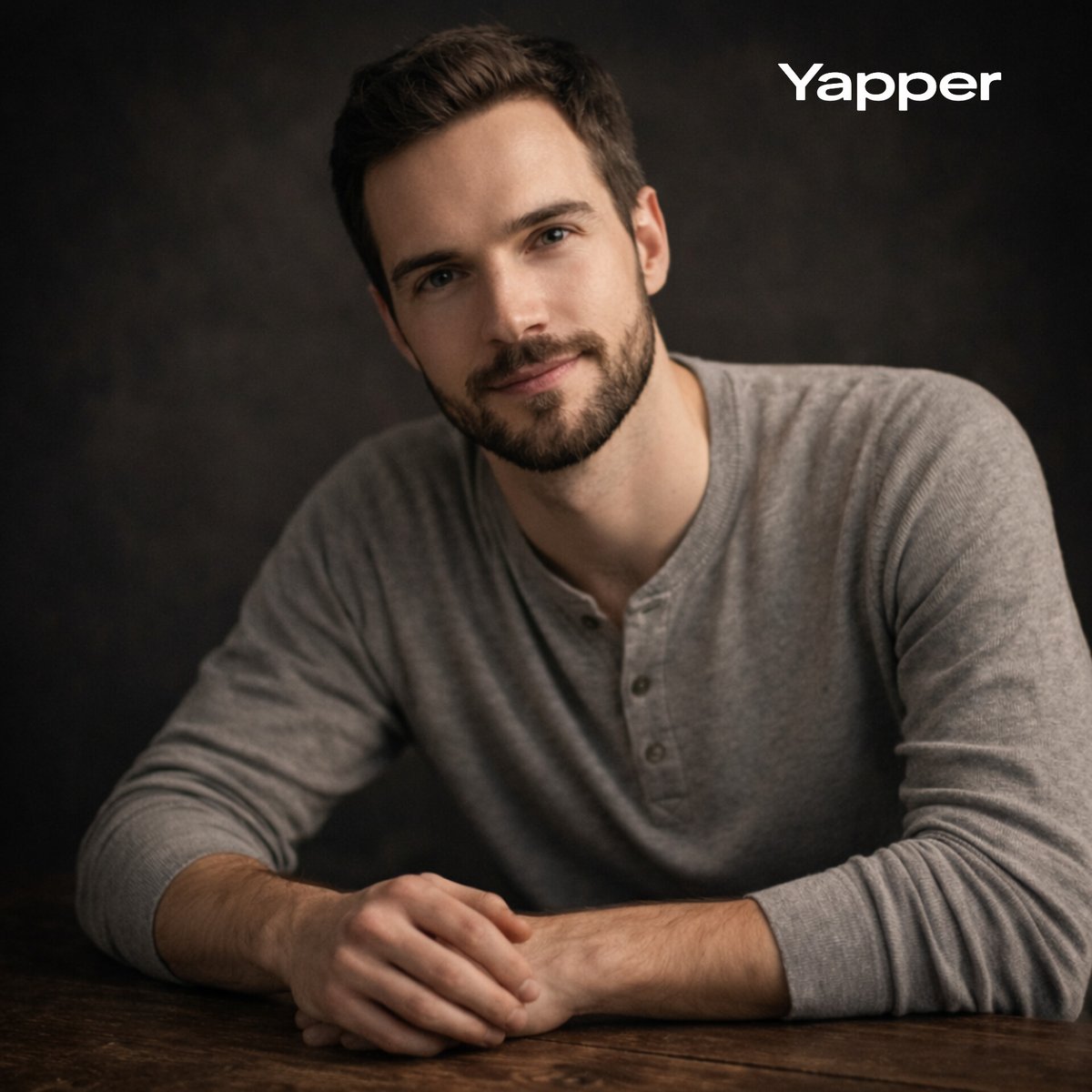 Perfil / Avatar - Retrato de estudio cinematográfico con coincidencia facial precisa